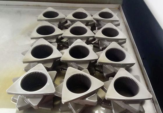 উচ্চ ক্ষয় প্রতিরোধের টুইন স্ক্রু এক্সট্রুডার যন্ত্রাংশ TEX54 জন্য এক্সট্রুডার স্ক্রু উপাদান